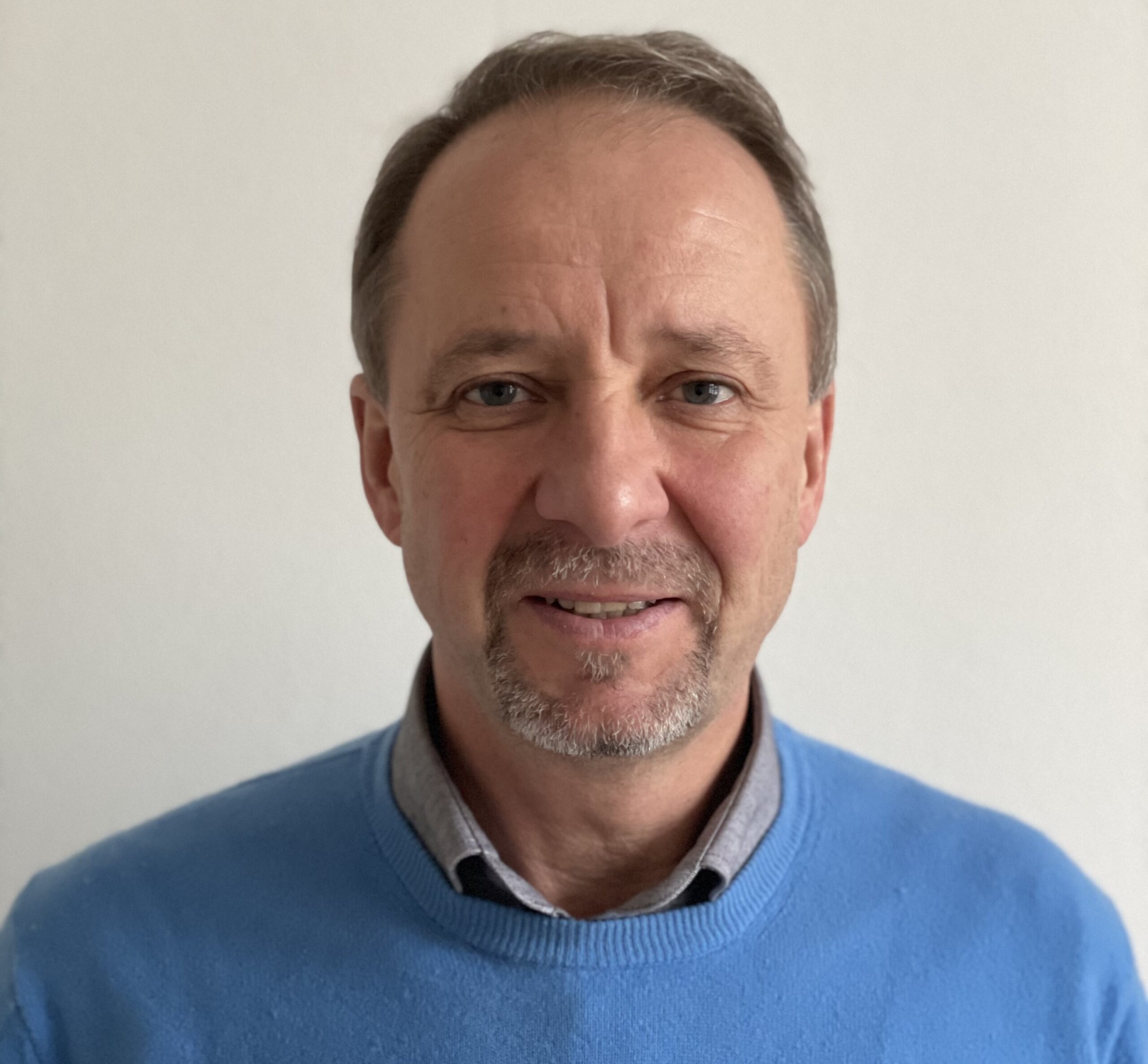 dr. ing. Prof. karel pavelka